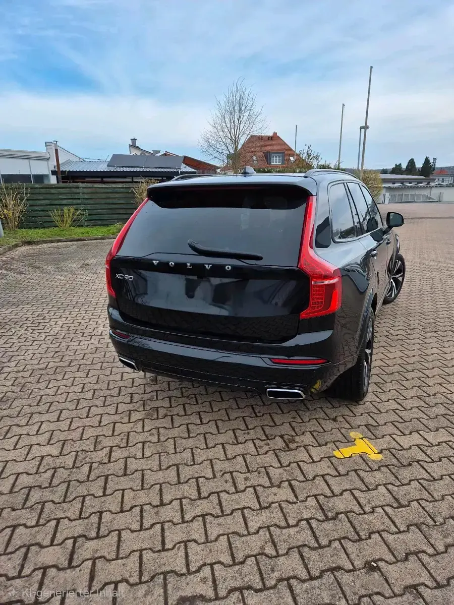 Gebraucht Volvo XC90 R-Design 235 PS (172 kW) 2021 Schwarz SUV