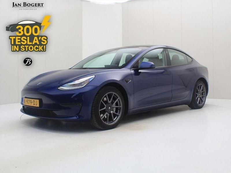 Blau Gebraucht 2020 Tesla Model 3 Long Range AWD Limousine | 21.900 € (Guter Preis) - Bild 1/4