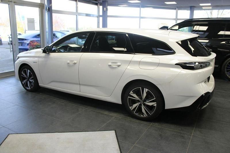 Gebraucht Peugeot 308 SW Allure 150 PS (110 kW) 2022 Weiß Kombi
