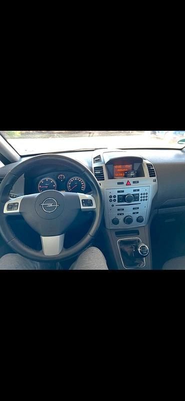 Gebraucht Opel Zafira 125 PS (91 kW) 2009 Grau Van / Kleinbus