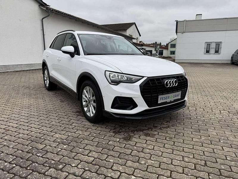 Gebraucht Audi Q3 Advanced 150 PS (110 kW) 2023 Arkonaweiß SUV