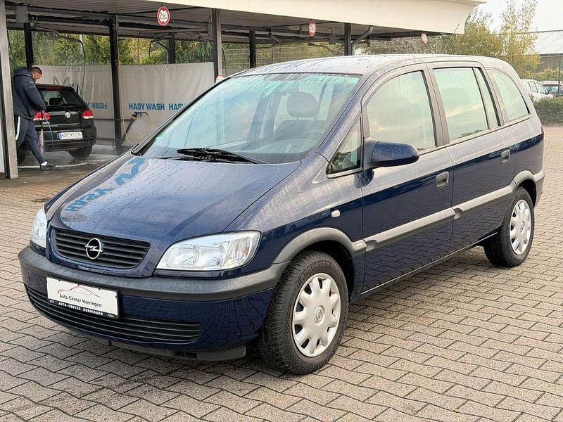 Blau Gebraucht 2002 Opel Zafira Selection Van / Kleinbus | 3.590 € (Teuer) - Bild 1/4