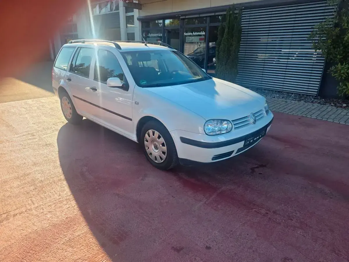 Gebraucht VW Golf IV Ocean 101 PS (74 kW) 2005 Candyweiß Kombi