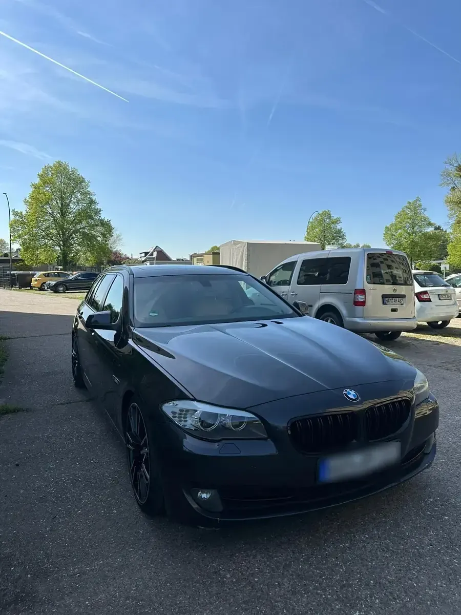 Usata BMW 520 184 CV (135 kW) 2012 Grigio Station wagon