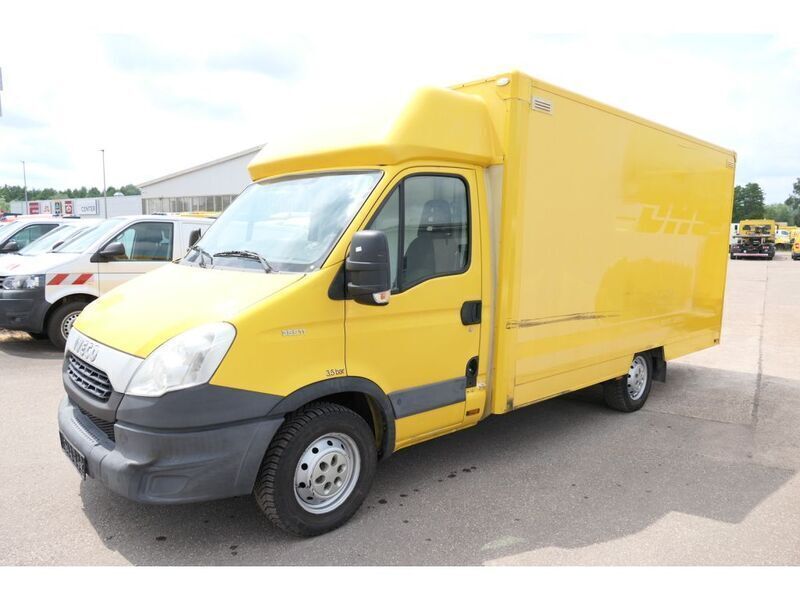 Gebraucht Iveco Daily 106 PS (77 kW) 2012 Gelb (metallic) Van