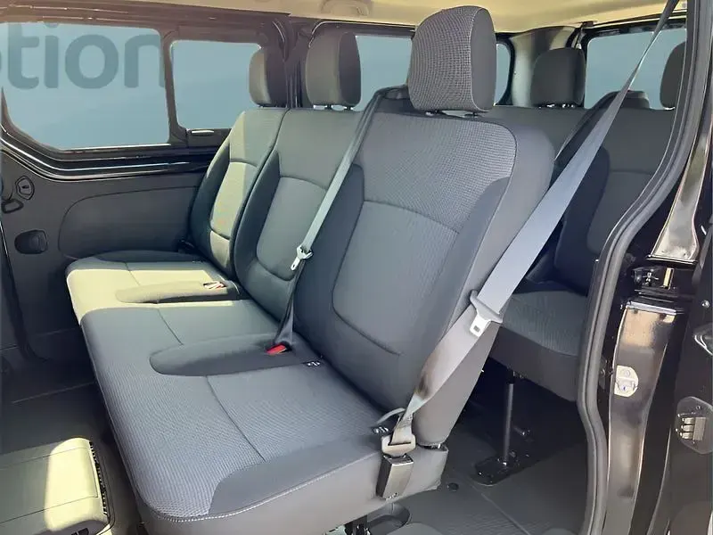 Nowe Renault Trafic 150 KM (110 kW) 2025 Czarny Minivan