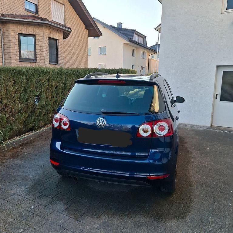 Gebraucht VW Golf Plus Cross Style 122 PS (89 kW) 2011 Blau Van / Kleinbus