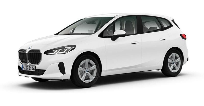 Weiß Gebraucht 2024 BMW 223 Active Tourer Luxury Line Van / Kleinbus | 38.409 € (Fairer Preis) - Bild 1/4