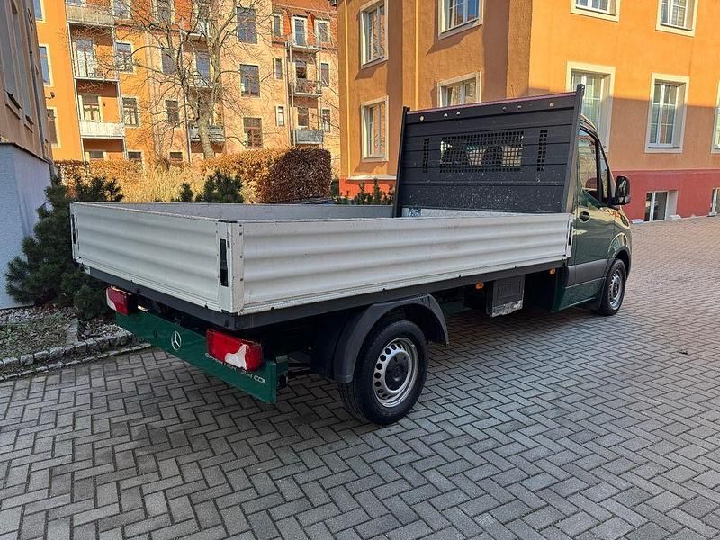 Gebraucht Mercedes Sprinter 143 PS (105 kW) 2021 Grün Van