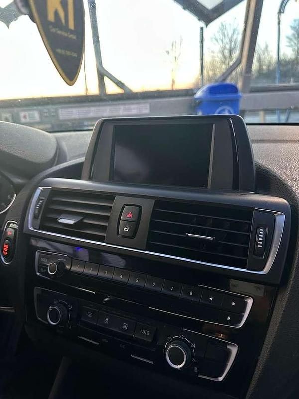 Gebraucht BMW 116 116 PS (85 kW) 2015 Kleinwagen