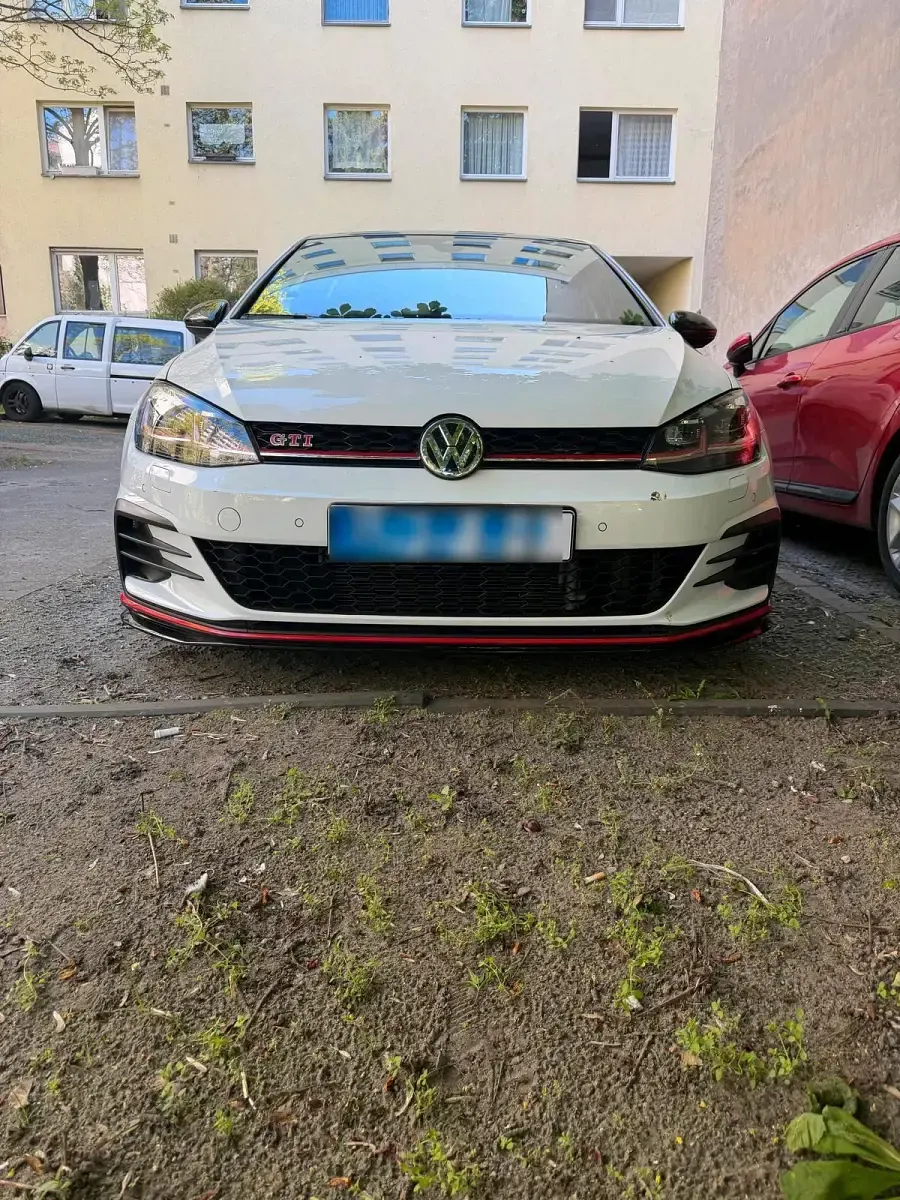 Second-hand VW Golf VII GTI 289 CP (212 kW) 2019 Alb Berlinǎ