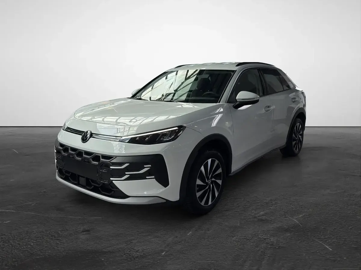 Neu VW T-Roc Life 116 PS (85 kW) 2026 Schwarz SUV