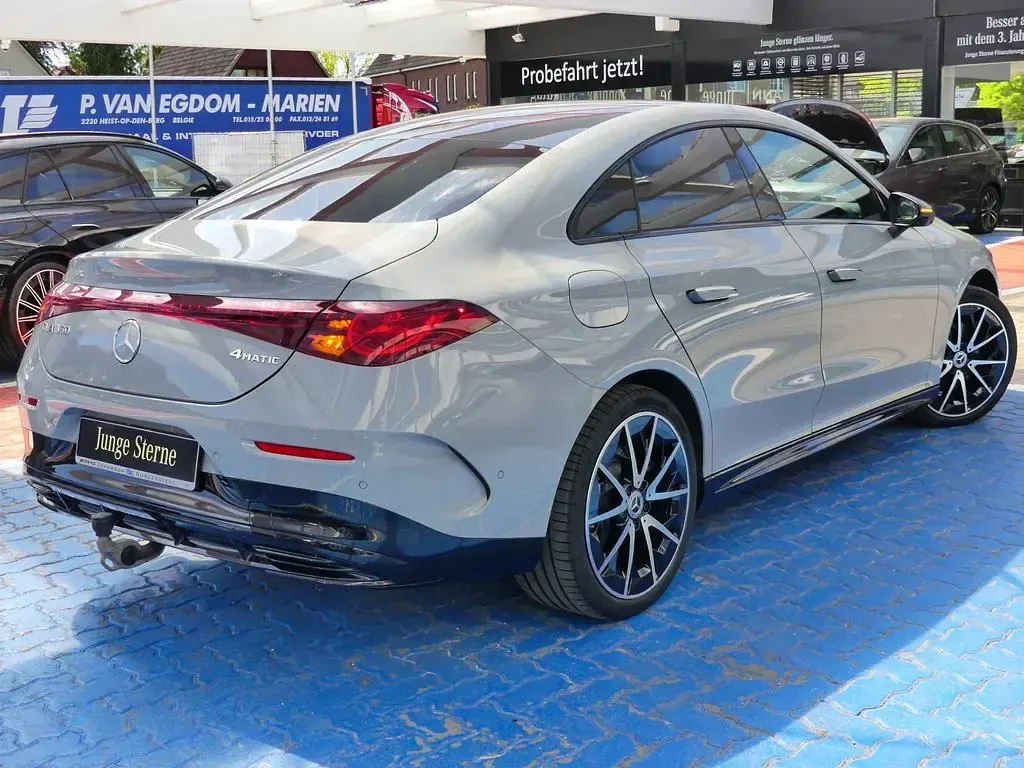 Gebraucht Mercedes 350 AMG 260 kW (354 PS) 2025 Grau SUV
