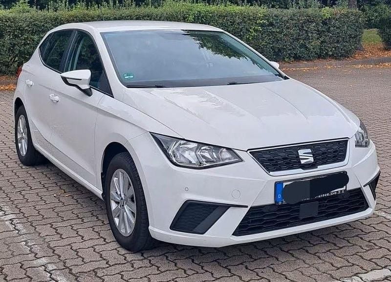 Weiß Gebraucht 2020 Seat Ibiza Style Kleinwagen | 7.999 € (Guter Preis) - Bild 1/4