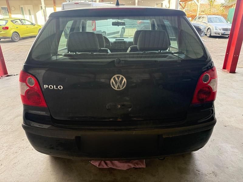 Gebraucht VW Polo 54 PS (39 kW) 2003 Schwarz Kleinwagen