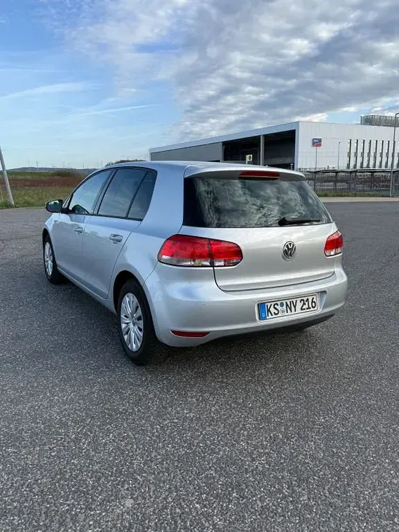 Gebraucht VW Golf VI Style 86 PS (63 kW) 2011 Silber Kleinwagen