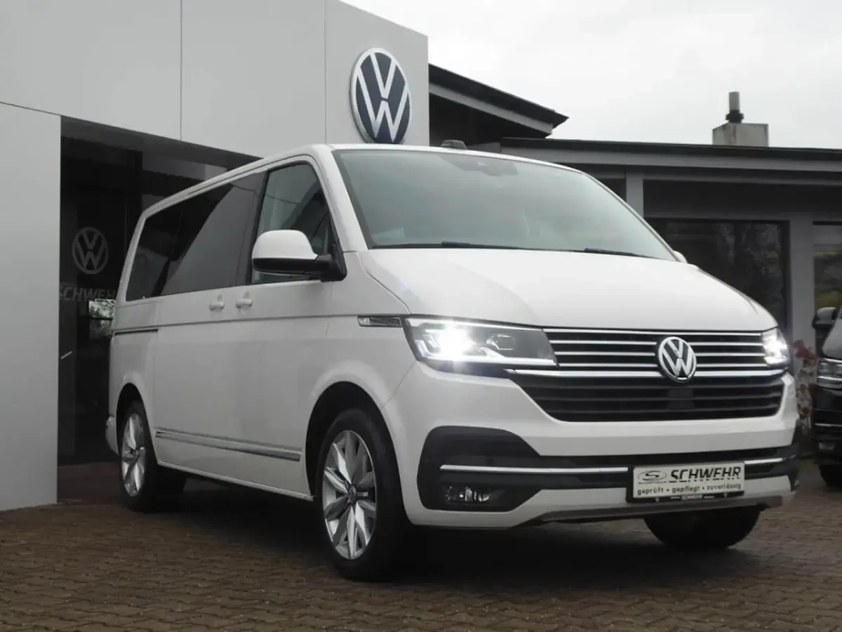 Second-hand VW Multivan Highline 204 CP (150 kW) 2022 Monovolum