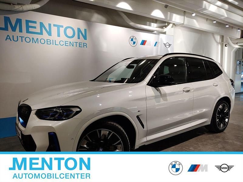 Weiß Gebraucht 2022 BMW iX3 M Sport SUV | 41.890 € (Fairer Preis) - Bild 1/3