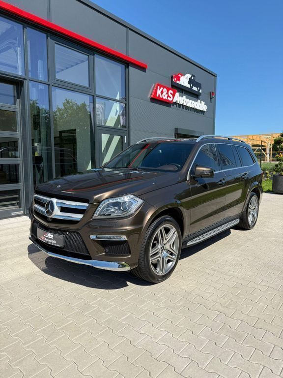 Braun Gebraucht 2013 Mercedes GL350 AMG line SUV | 24.990 € (Etwas zu teuer) - Bild 1/4