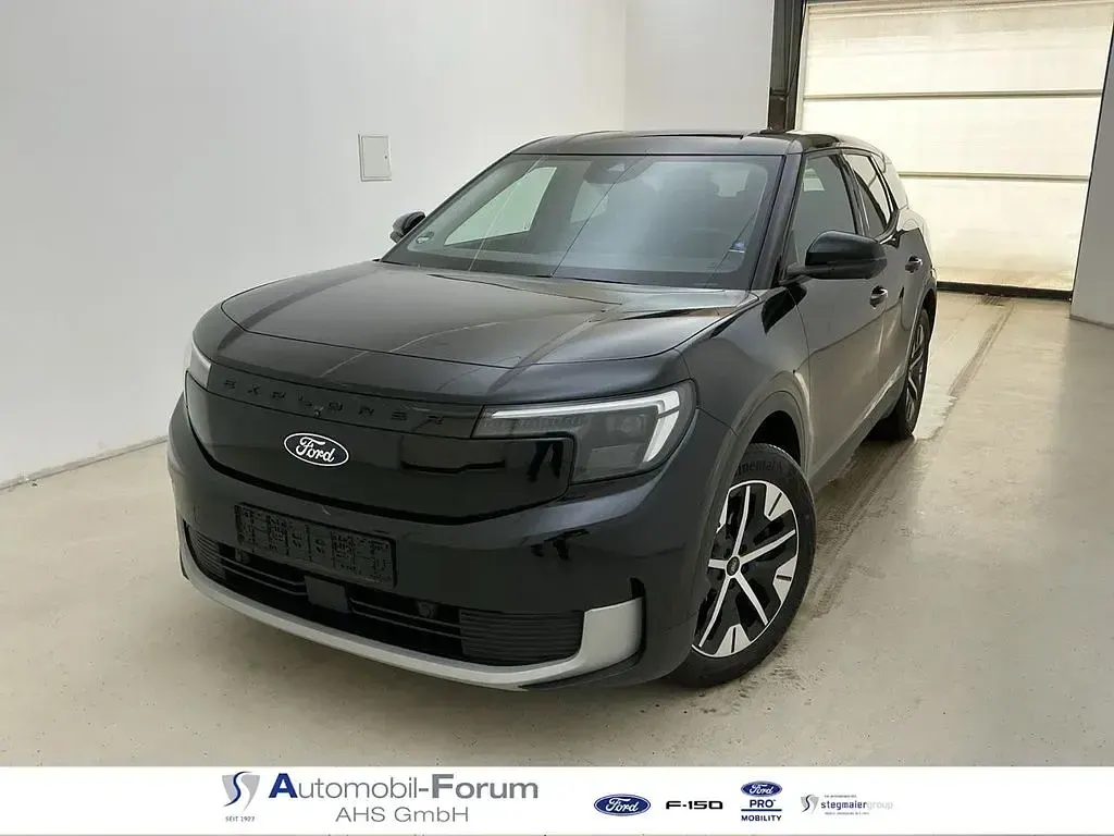 Second-hand Ford Explorer Extended Range 210 kW (286 CP) 2025 Negru SUV