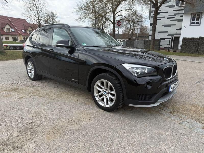 Gebraucht BMW X1 143 PS (105 kW) 2015 Schwarz SUV