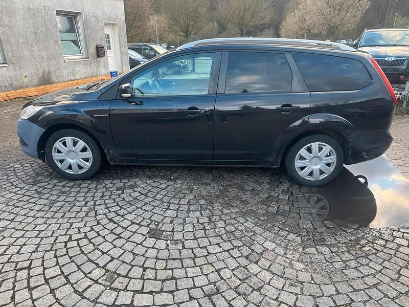 Gebraucht Ford Focus 101 PS (74 kW) 2008 Schwarz Kombi