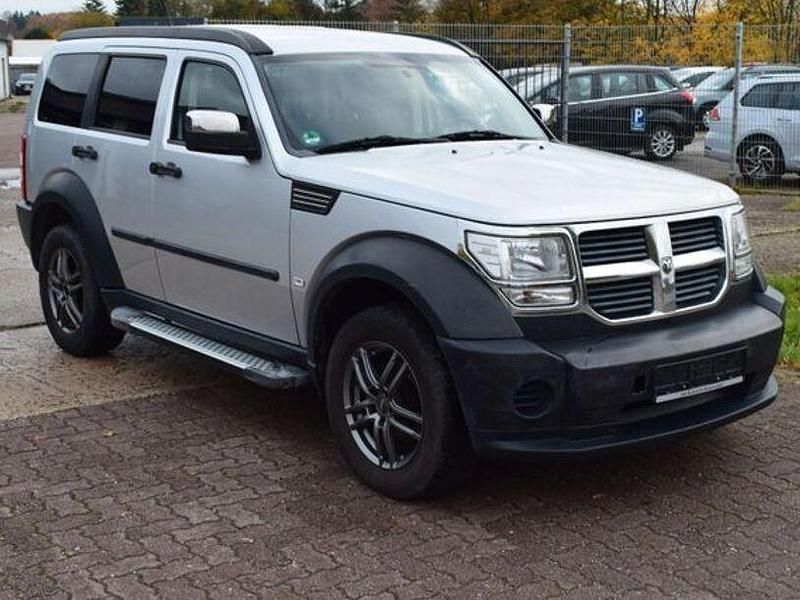 Gebraucht Dodge Nitro SE 177 PS (130 kW) 2008 Silber SUV