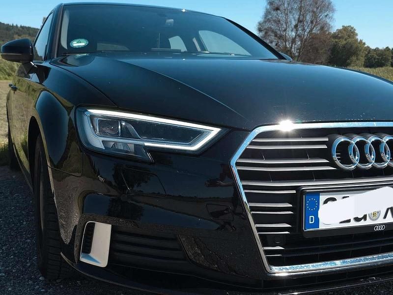 Gebraucht Audi A3 150 PS (110 kW) 2018 Schwarz Limousine