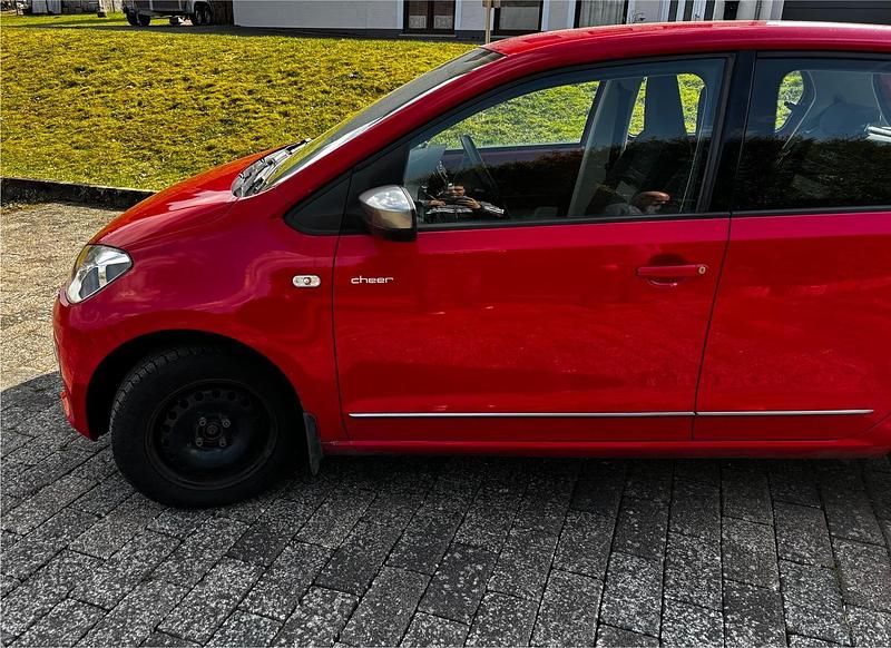 Gebraucht VW up! 60 PS (44 kW) 2013 Rot Kleinwagen