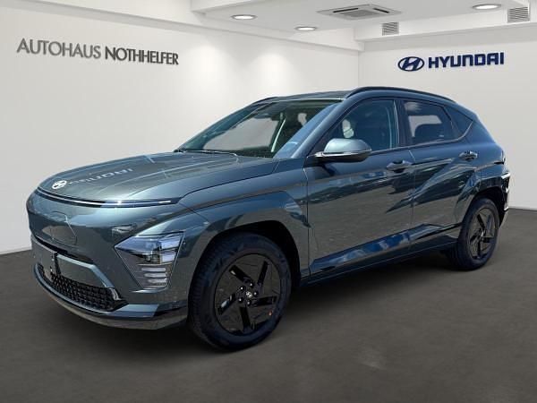 Neu Hyundai Kona 150 kW (204 PS) 2025 Grün (cypress green) SUV