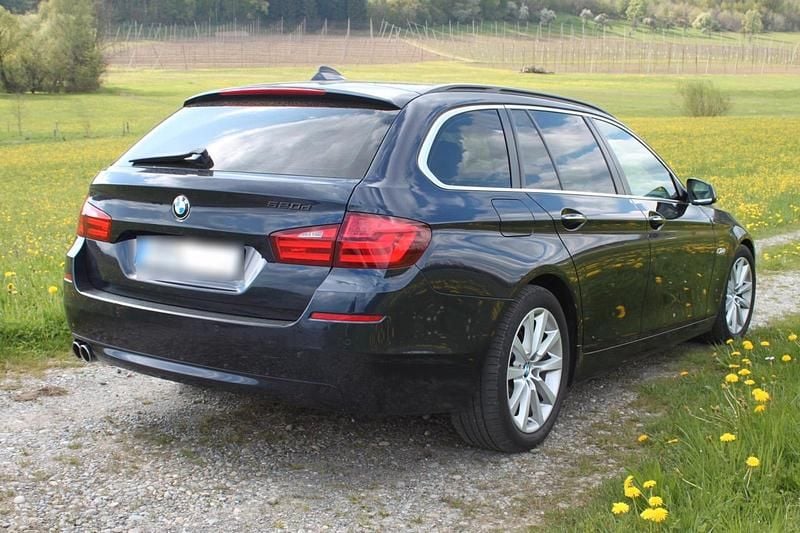Second-hand BMW 520 Efficient Dynamics 184 CP (135 kW) 2012 Albastru Break