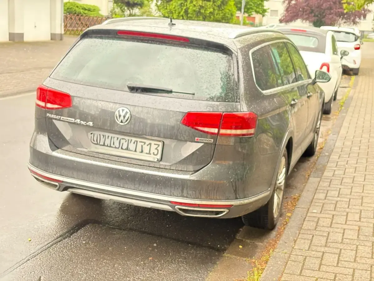 Gebraucht VW Passat Alltrack 190 PS (139 kW) 2018 Grau Kombi