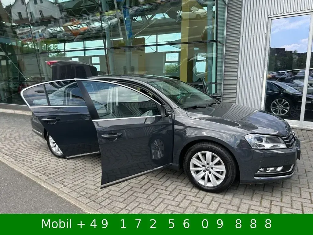 Gebraucht VW Passat Comfortline 122 PS (89 kW) 2013 Grau Limousine