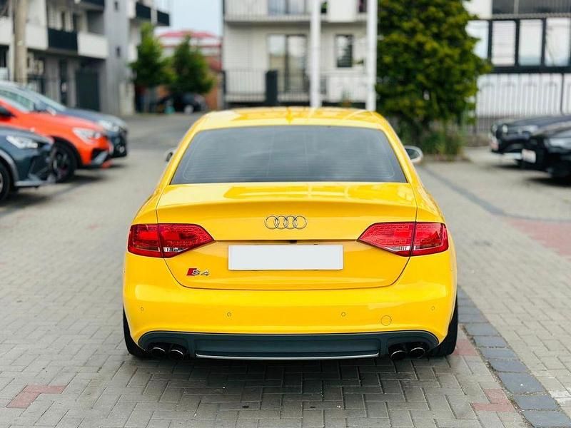 Gebraucht Audi S4 Sport 333 PS (244 kW) 2009 Gelb Limousine