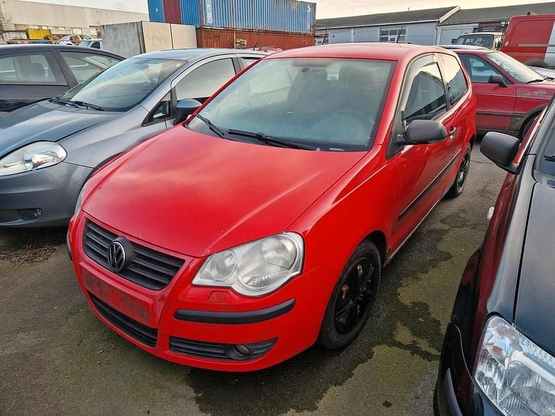 Gebraucht VW Polo 60 PS (44 kW) 2007 Rot Kleinwagen