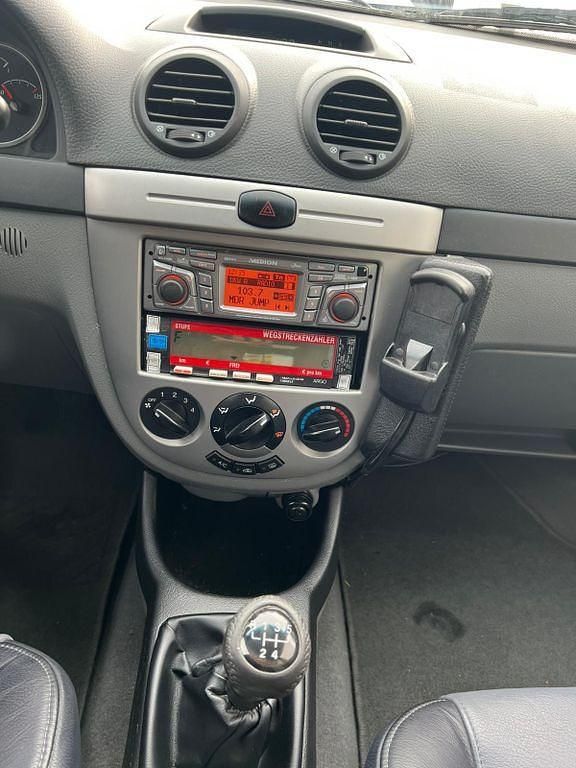 Gebraucht Chevrolet Nubira SX 109 PS (80 kW) 2006 Blau Kombi