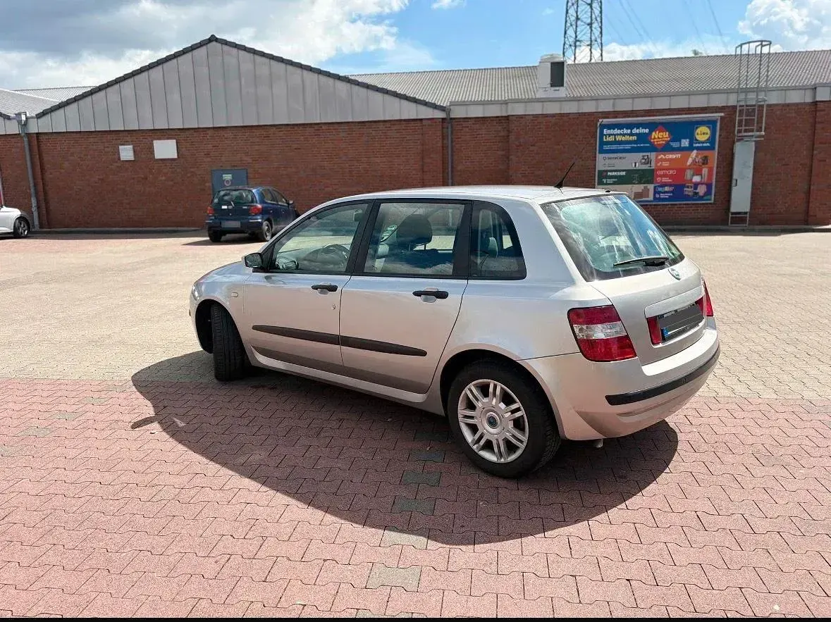 Gebraucht Fiat Stilo 103 PS (75 kW) 2003 Silber Kombi