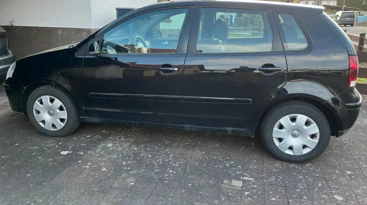 Gebraucht VW Polo 60 PS (44 kW) 2009 Schwarz Kleinwagen