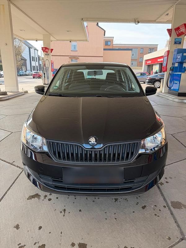 Gebraucht Skoda Fabia 60 PS (44 kW) 2017 Schwarz Kleinwagen