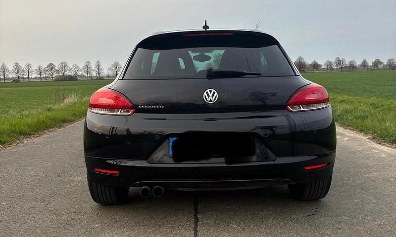 Second-hand VW Scirocco 160 CP (117 kW) 2010 Negru Coupe