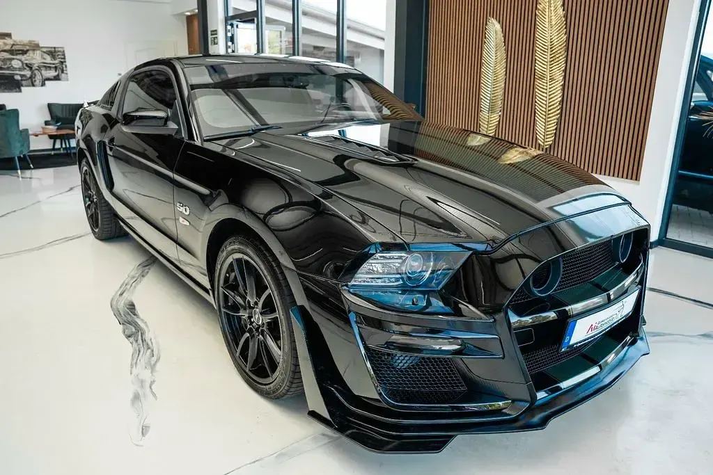 Gebraucht Ford Mustang GT Premium 424 PS (311 kW) 2014 Schwarz Coupé
