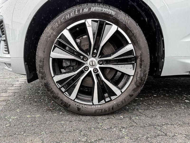 Gebraucht Volvo XC60 Core 197 PS (144 kW) 2024 Vapour grey SUV