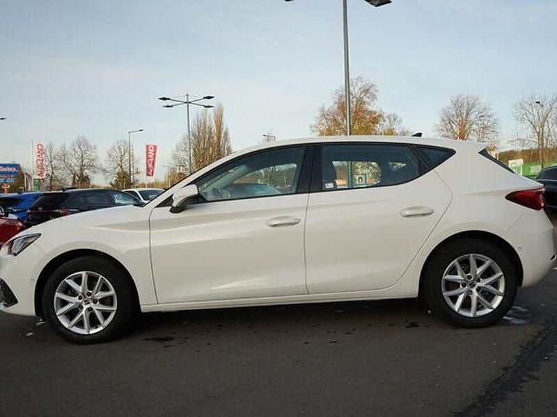 Gebraucht Seat Leon Style 90 PS (66 kW) 2021 Weiß Limousine