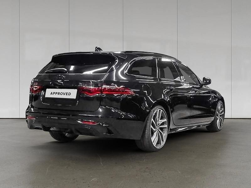 Gebraucht Jaguar XF R-Dynamic 206 PS (151 kW) 2024 Santorini black