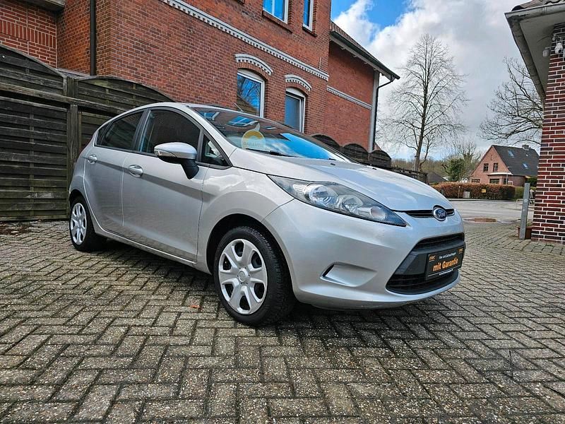 Gebraucht Ford Fiesta 97 PS (71 kW) 2009 Grau Kleinwagen
