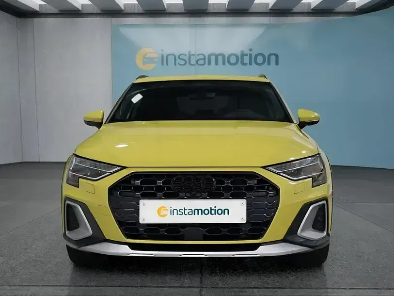 Gebraucht Audi A3 e-tron 204 PS (150 kW) 2025 Gelb Kleinwagen