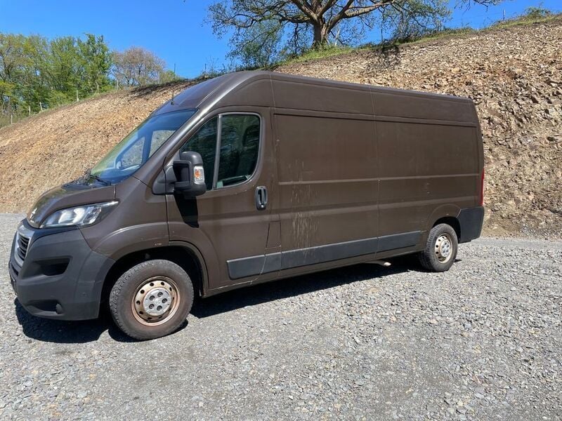 Gebraucht Peugeot Boxer Avantage 131 PS (96 kW) 2019 Braun Van