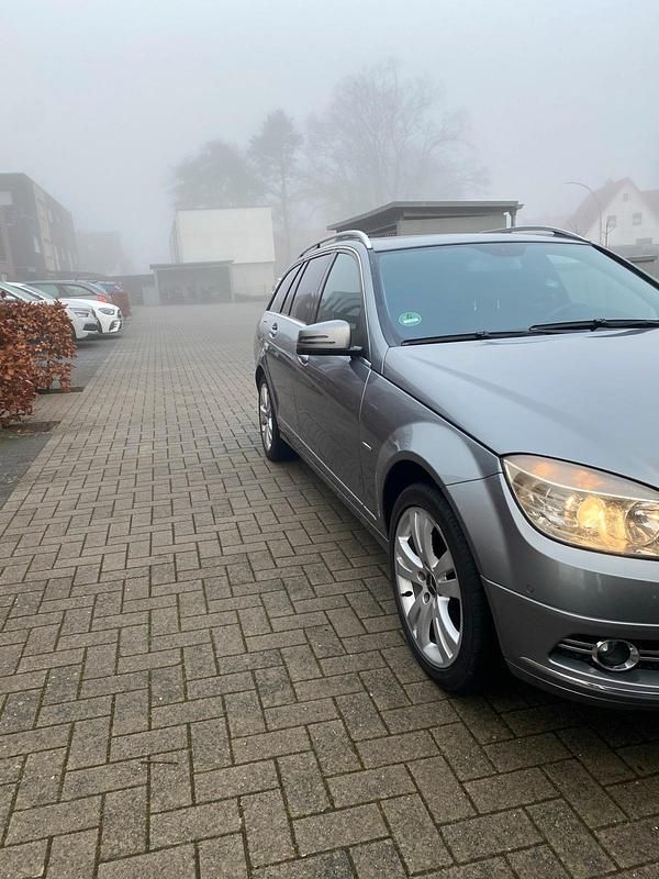 Gebraucht Mercedes C180 2009 Silber Kombi