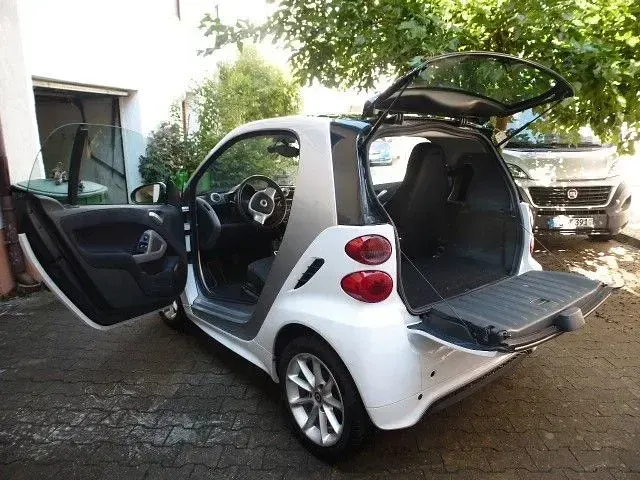 Gebraucht Smart ForTwo Coupé 71 PS (52 kW) 2013 Weiß Coupé