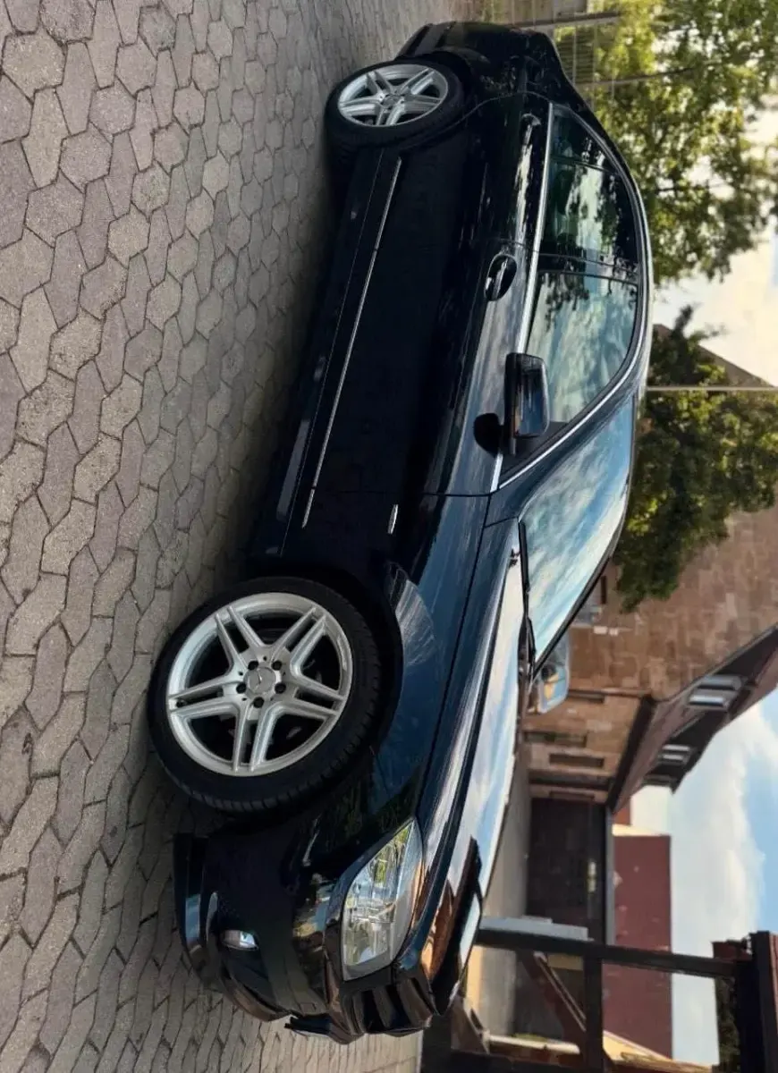 Gebraucht Mercedes C230 AMG 204 PS (150 kW) 2008 Schwarz Limousine